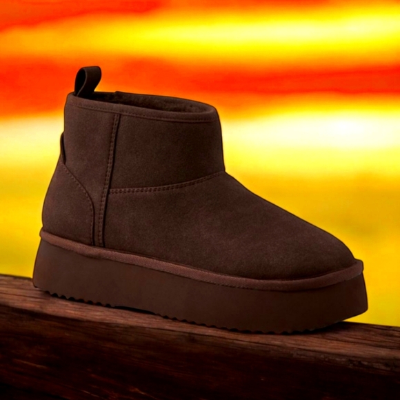 NEW! American Eagle Hangout Booties - Chocolate - Size 9 - Picture 1 of 7